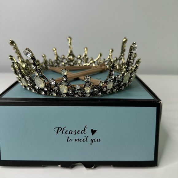 SWEETV Accessories Sweetv Crystal Baroque Queen Crown Vintage